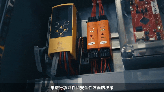 1756952823237643.gif 10.gif